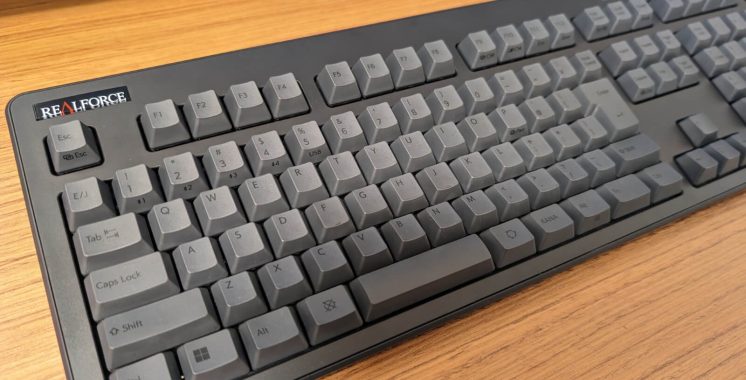 REALFORCE R3 のキーボードで複数台のPCとBluetooth接続をする